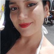 Manejo español Nativo y con excelente pronunciación y ortografía, 8 años de experiencia en atención al cliente y dispuesta a dar .